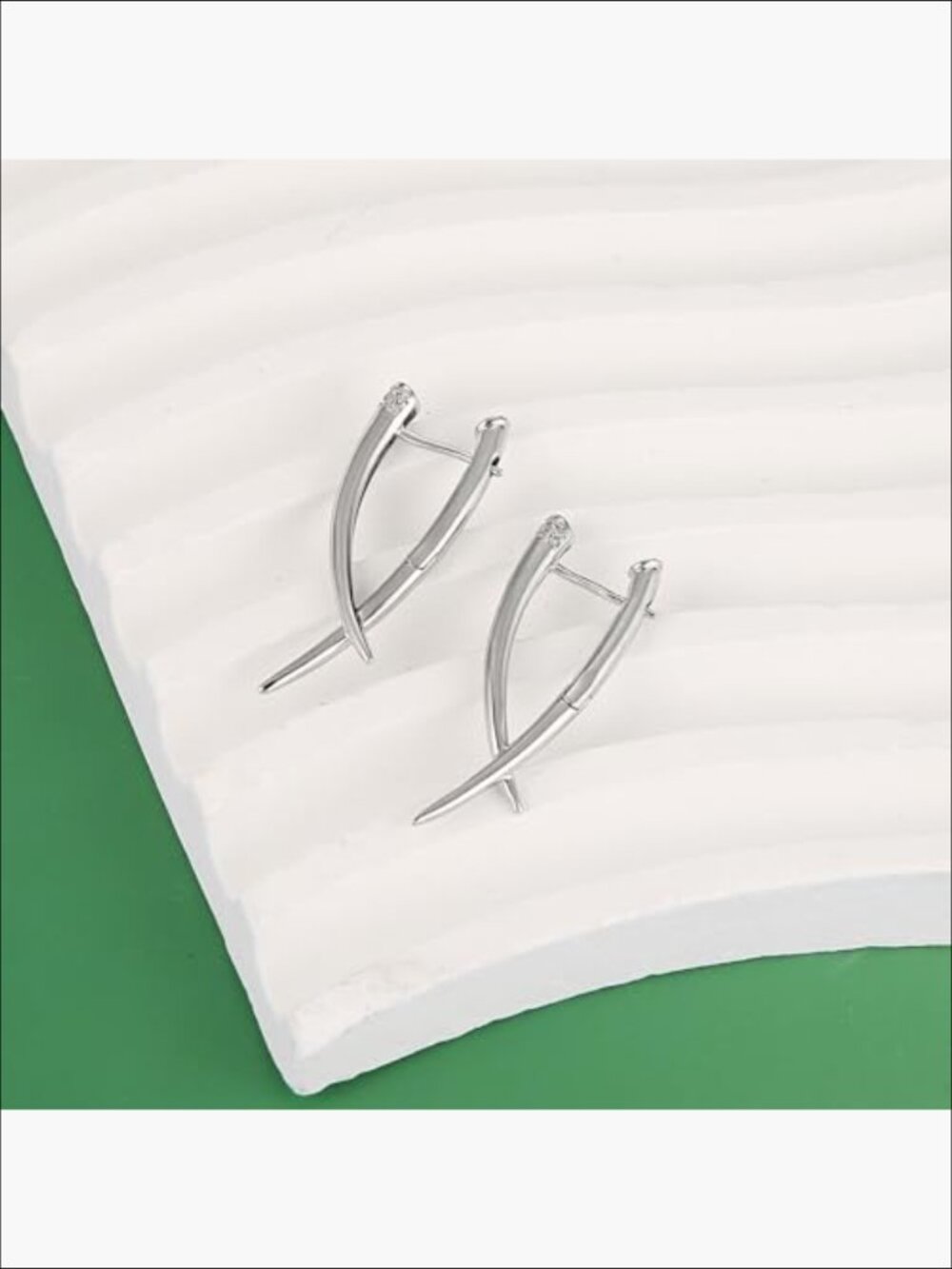 Hypoallergenic Stainless Steel Stud Earrings Dainty Lightweight Jewelry - Picture 4 of 7